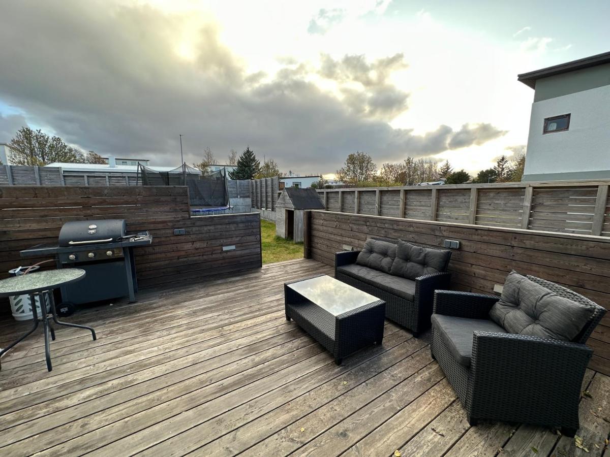 Spacious And Family Friendly Apartment In Kopavogur Reykjavík Exterior foto